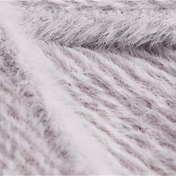 Express/ NWT/ Fuzzy Fur Sweater Pencil Skirt / LG - Picture 4 of 8